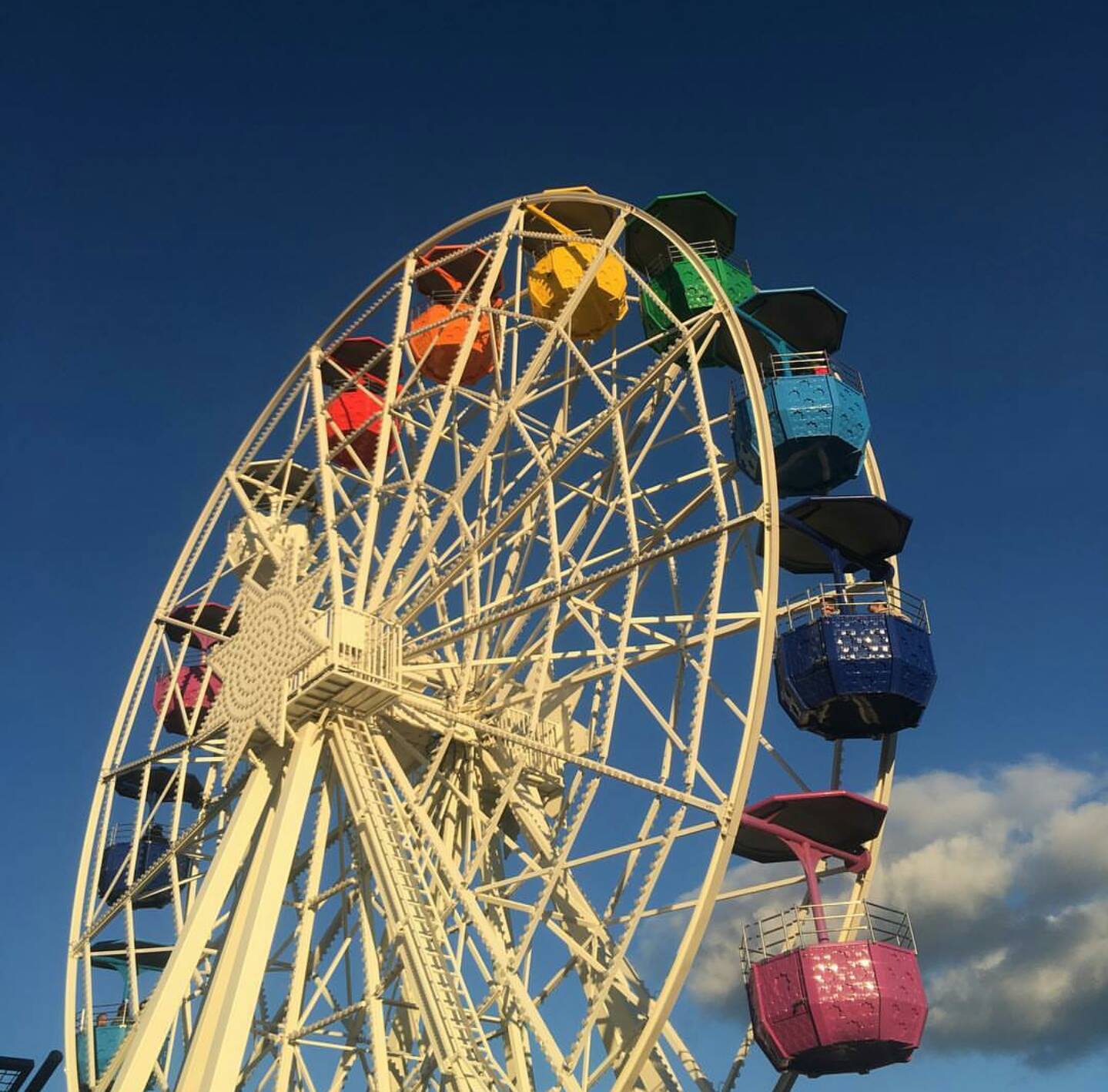 Tibidabo Tepesi