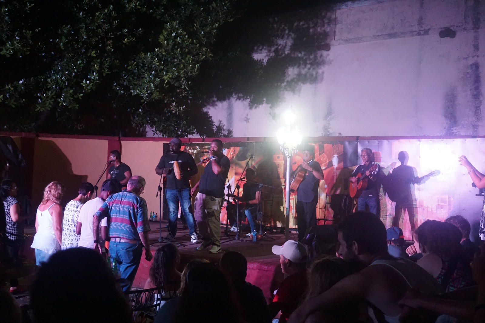 Trinidad'da Sıradan Bir Gece