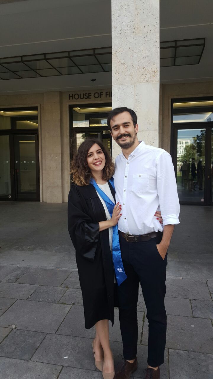 Frankfurter olmuş gidiyorsun