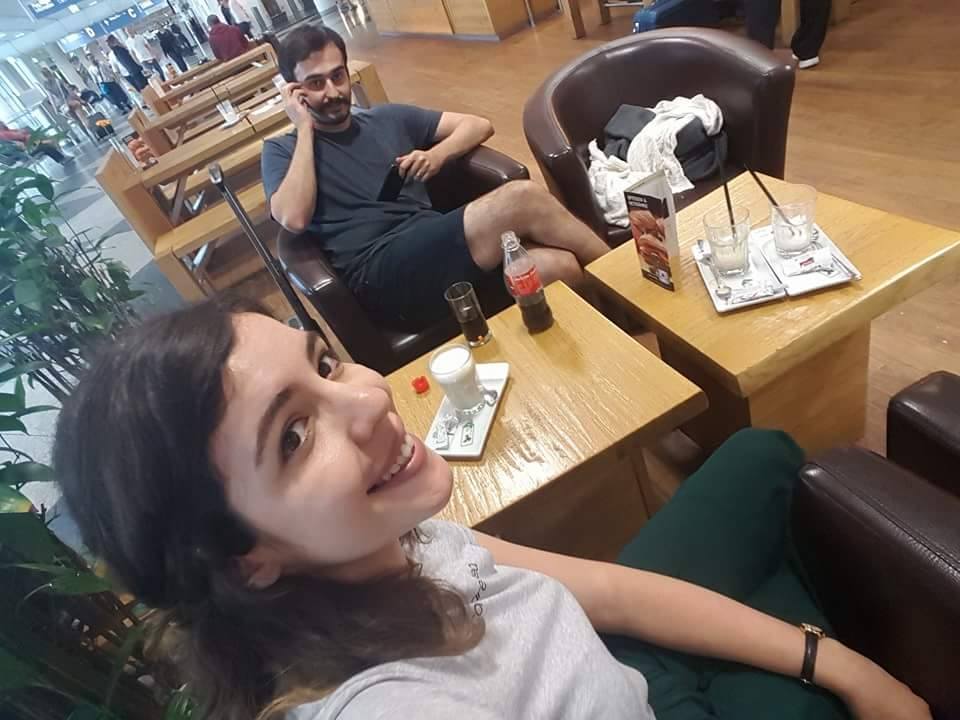 Bir Havaalanı Selfisi
